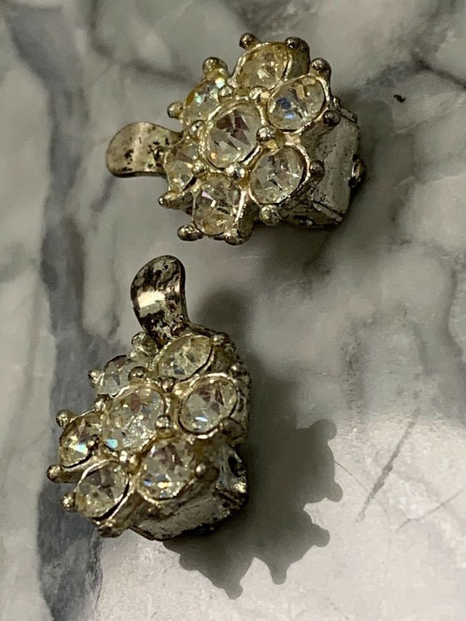 Antique Earrings Flower Shaped