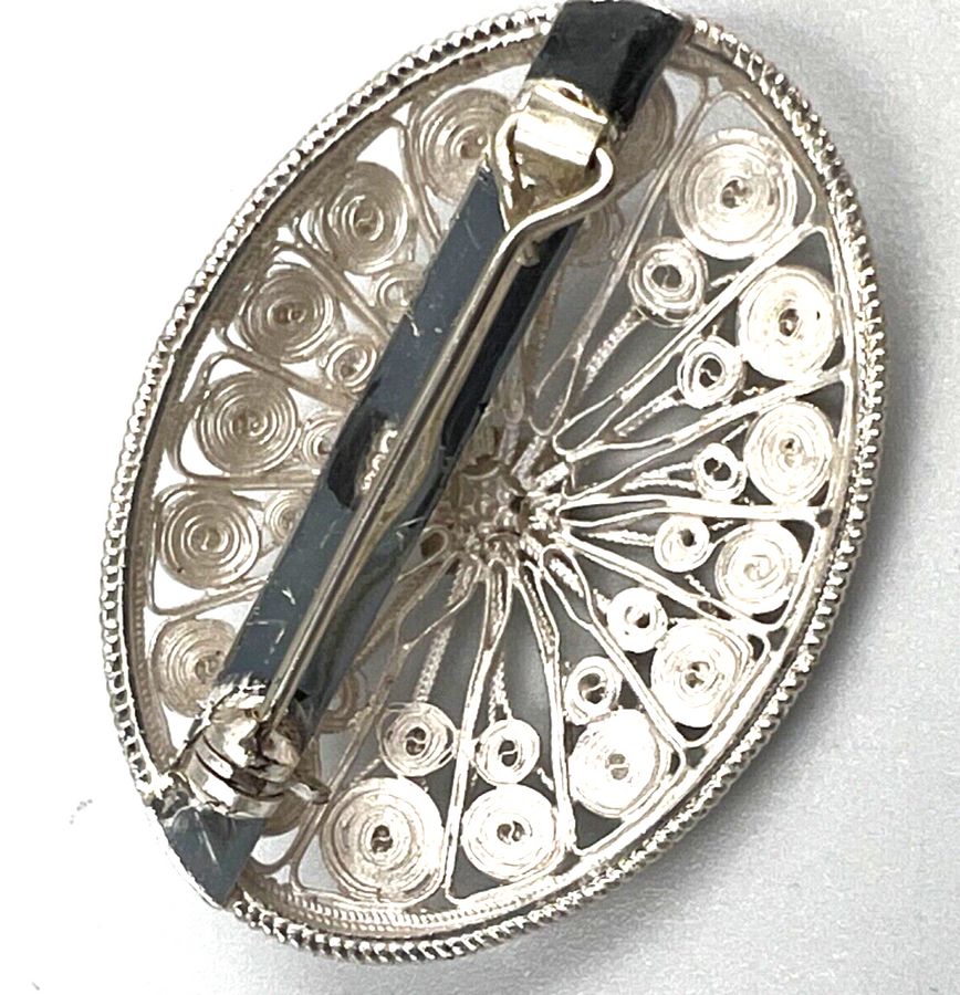 Antique Superb Quality Vintage Sterling Silver Filigree Oval  Brooch