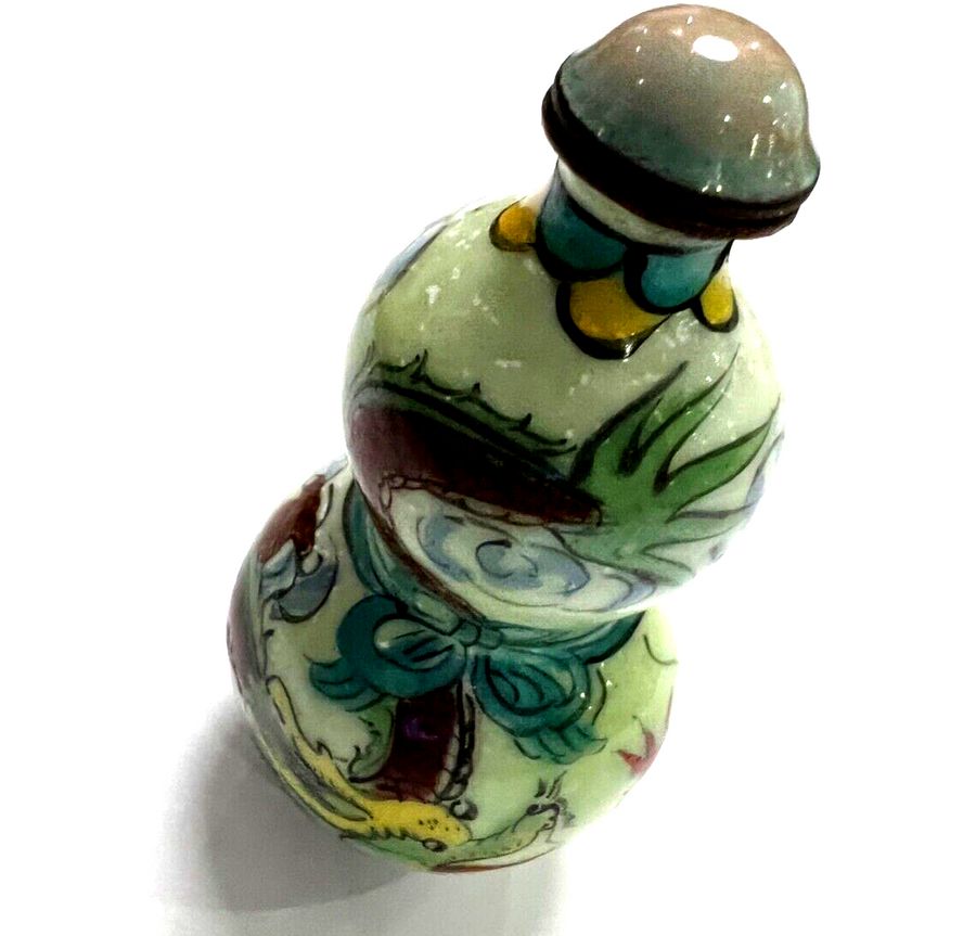 Antique Antique Chinese Porcelain Snuff Perfume Bottle Hand Painted  Dragon Gourd