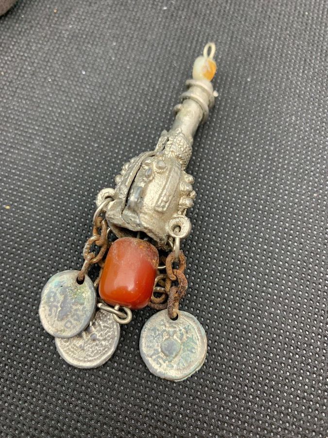 Antique Vintage Amber and Agate Chinese Opium Long Pendant