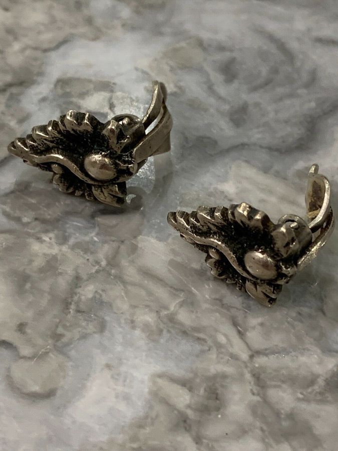 Antique Antique Vintage Art Deco Solid Silver Clip On Earrings Hallmarked