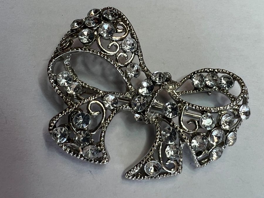 Antique Vintage Bow Brooch Pin