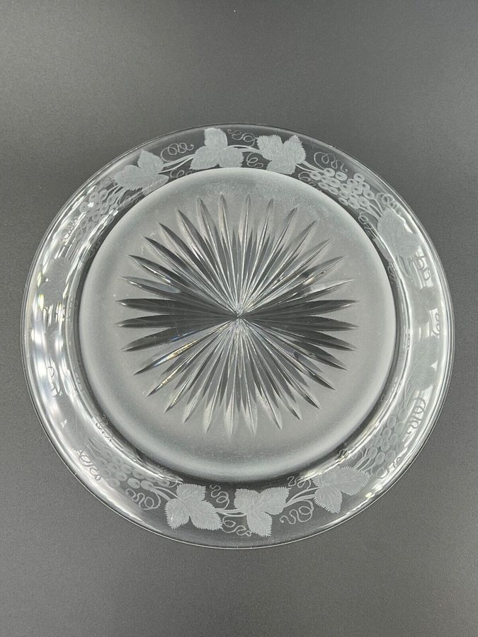 Antique Antique Victorian Ice Plate Etched with Grapes and Vine Starburst Centre