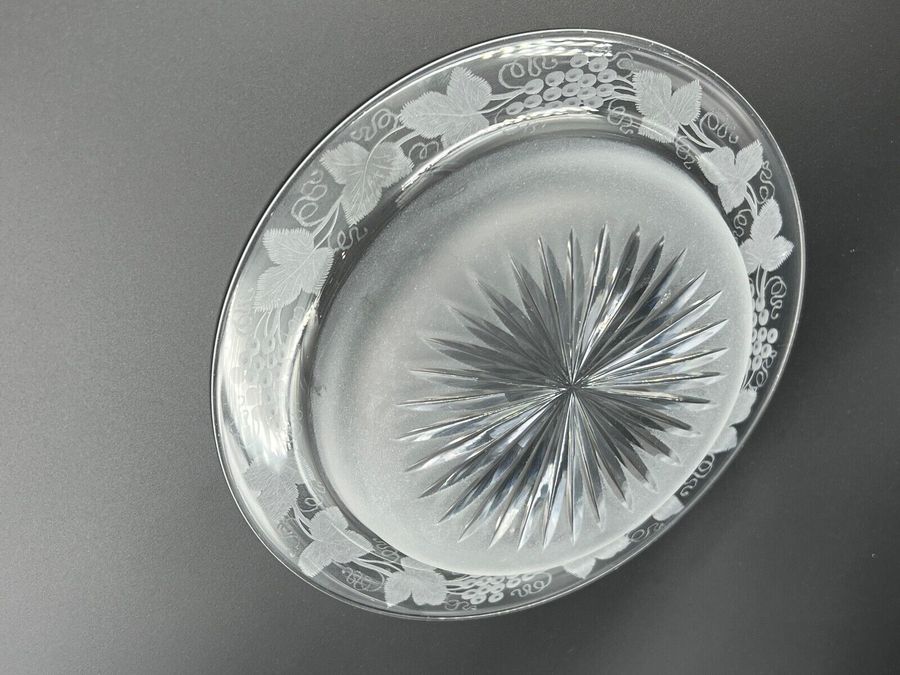 Antique Antique Victorian Ice Plate Etched with Grapes and Vine Starburst Centre