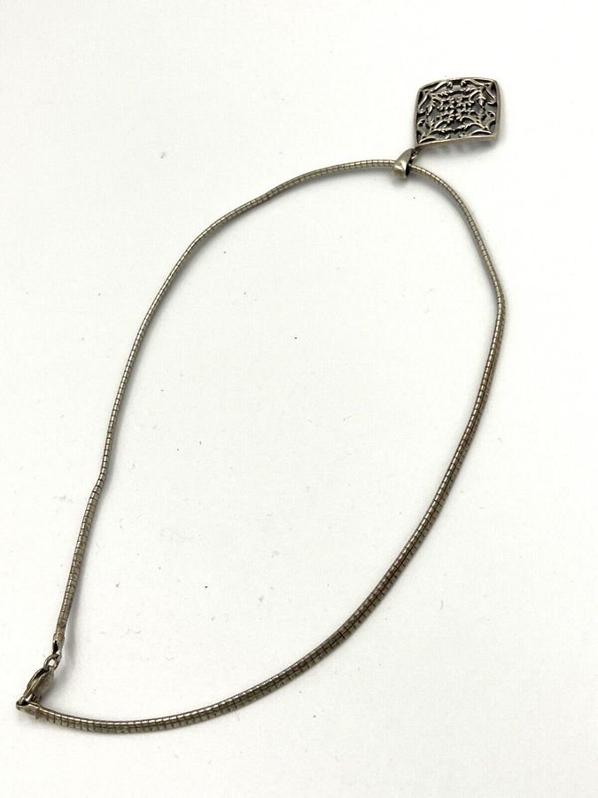 Antique Vintage Designer Solid Silver Hallmarked Pendant Necklace Lovely Thick Chain