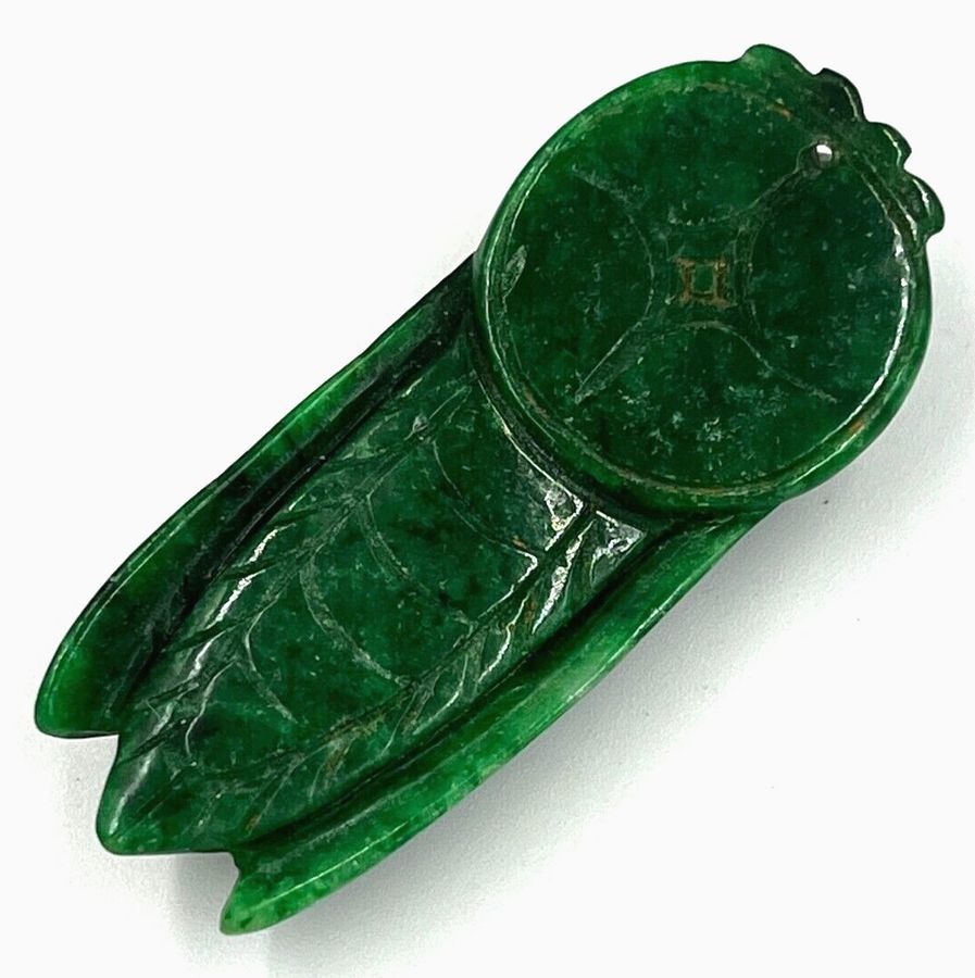 Antique Antique Chinese Pendant Art Deco Imperial Jade Large Cicada Insect Hand Carved