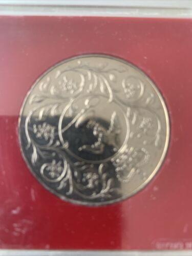 Antique 1952 1977 H M Queen Elizabeth ll Silver Jubilee Crown coin