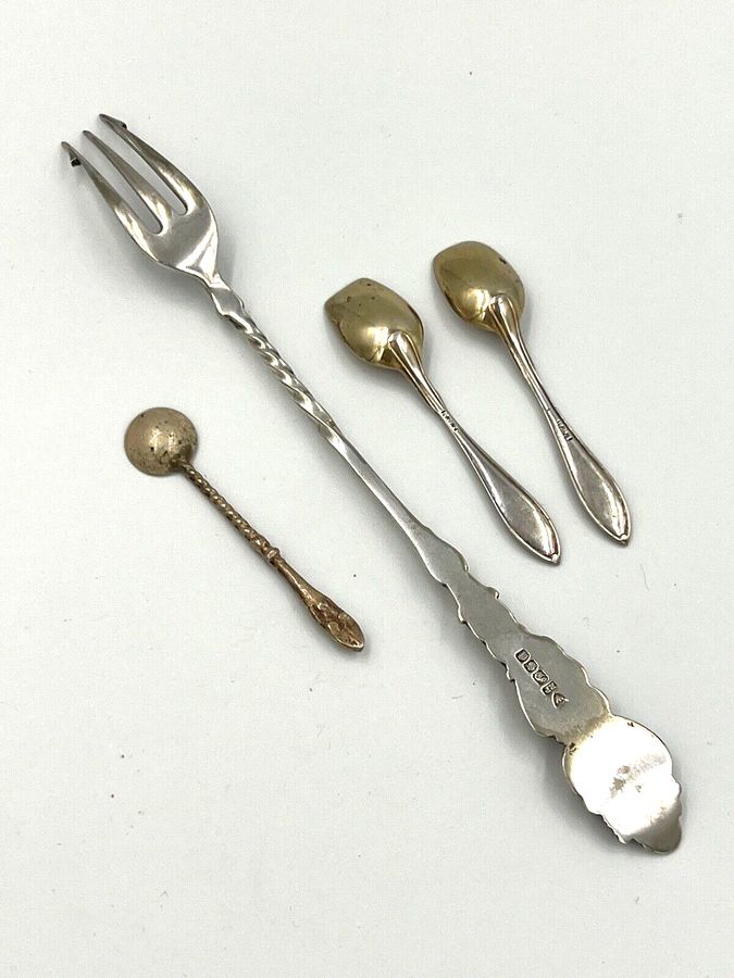 Antique Antique Silver Plated Pickle Fork and 2 x Mustard Spoons and Salt Spoon