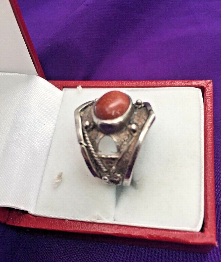 Antique Silver sterling Ring 925 set with stone size N