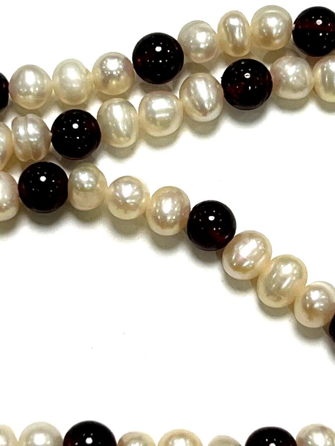 Antique Antique Art Deco Natural Garnet & Natural Pearl Necklace with Rolled Gold Clasp