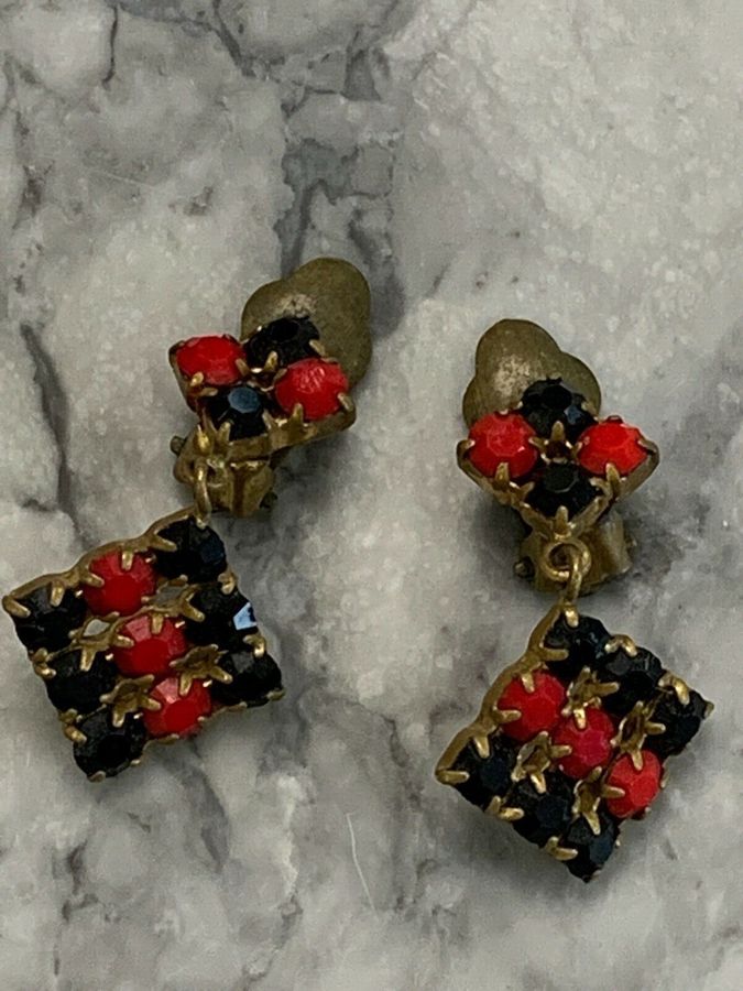 Antique Vintage Art Deco Czech Red and Black Drop Earrings