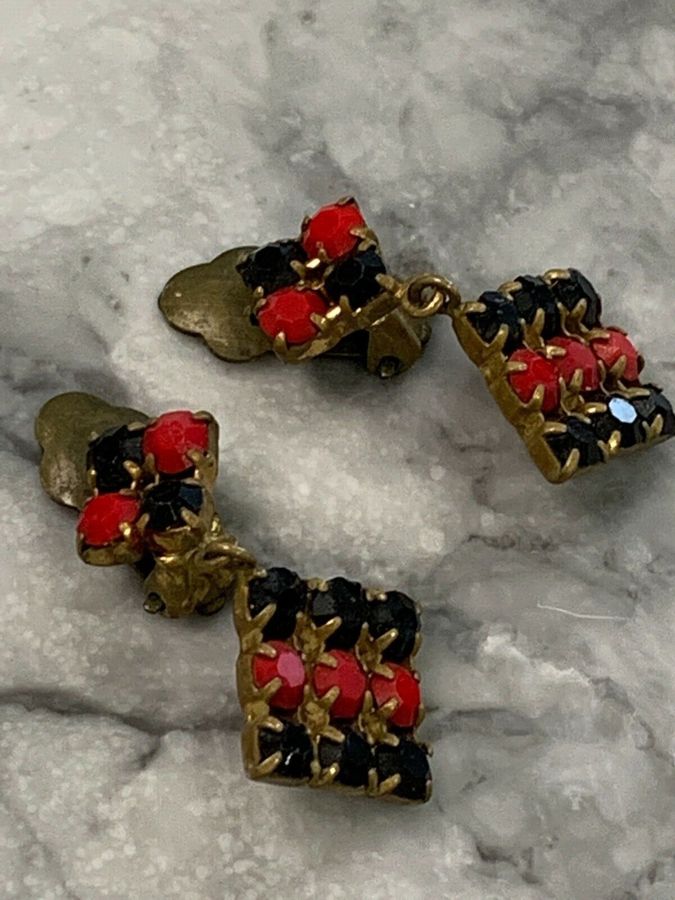 Antique Vintage Art Deco Czech Red and Black Drop Earrings