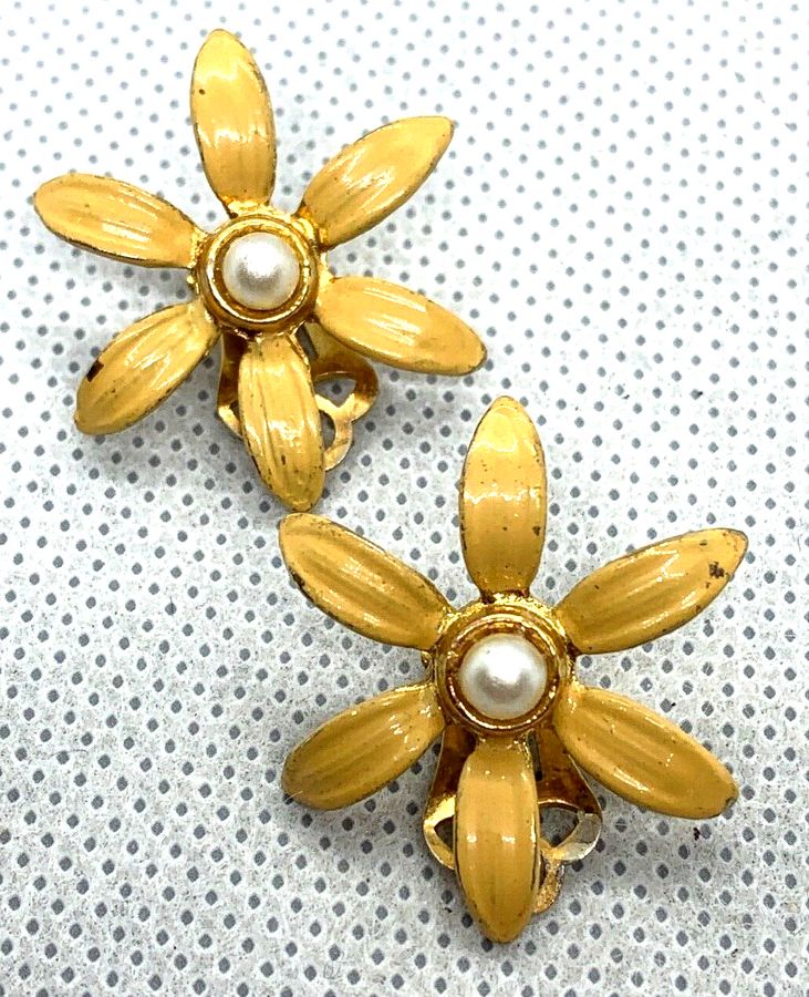 Antique Antique  Art Deco Daisy Enamelled and  Pearl  Clip On Earrings