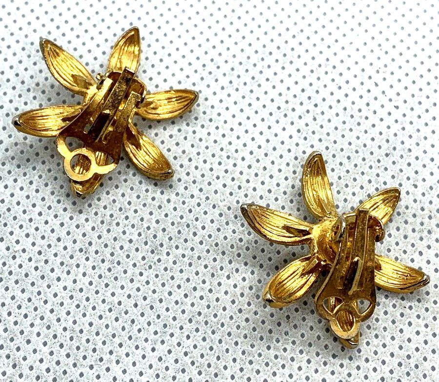 Antique Antique  Art Deco Daisy Enamelled and  Pearl  Clip On Earrings