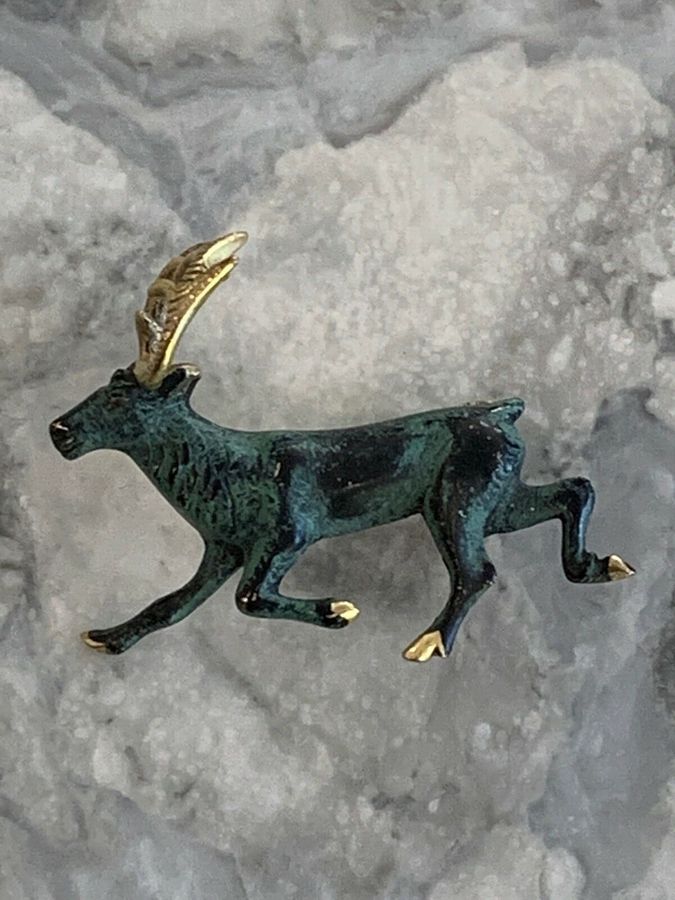 Antique Vintage Art Deco  Stag Brooch Pin