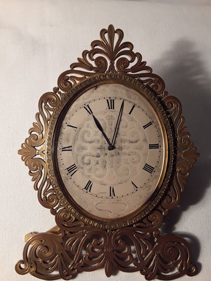 Antique Strutt clock