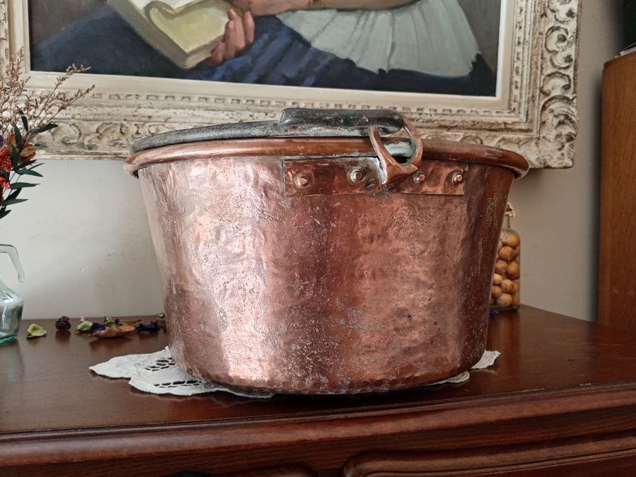 Antique Large antique copper pot 3.5 kg handmade, wrought iron handle