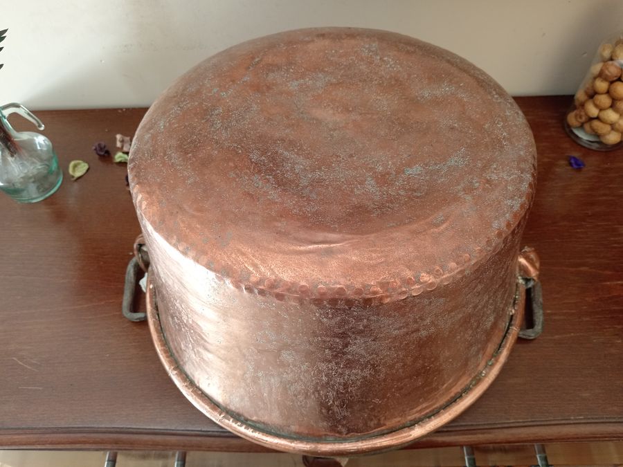 Antique Large antique copper pot 3.5 kg handmade, wrought iron handle