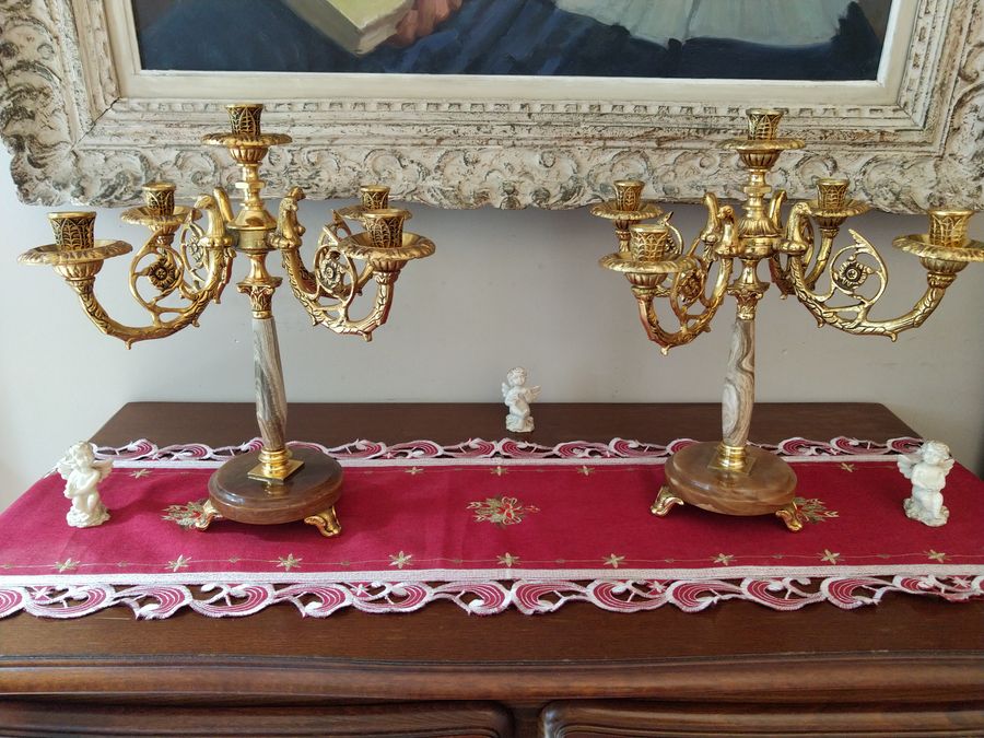 Antique Pair of candelabras in gilt bronze and onyx, style Restoration