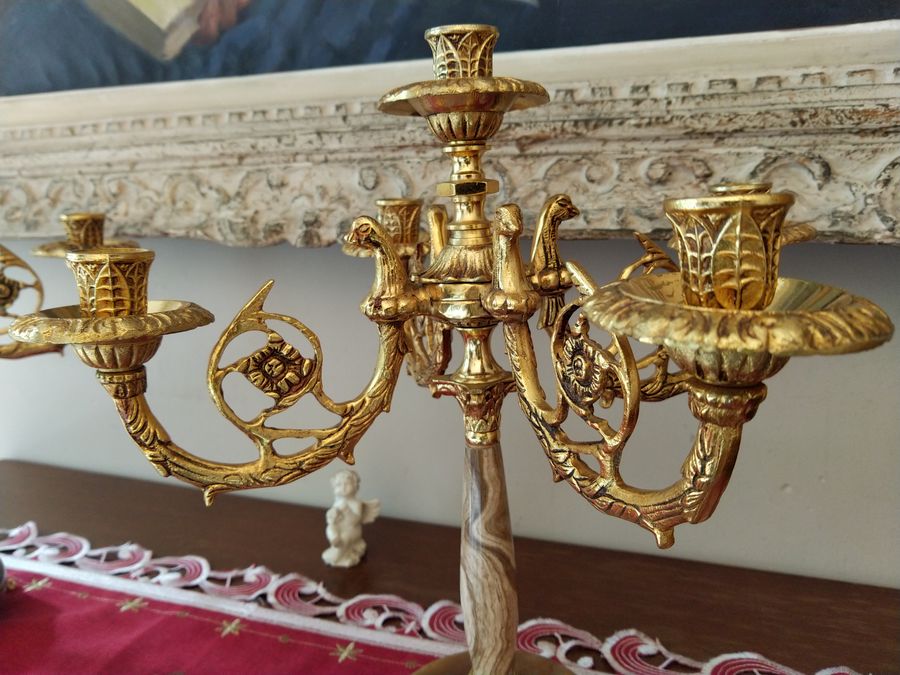 Antique Pair of candelabras in gilt bronze and onyx, style Restoration