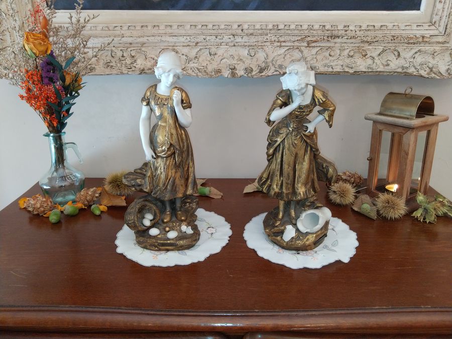 Pair of gold patina statues signed MEDNOT, Art Nouveau 1900