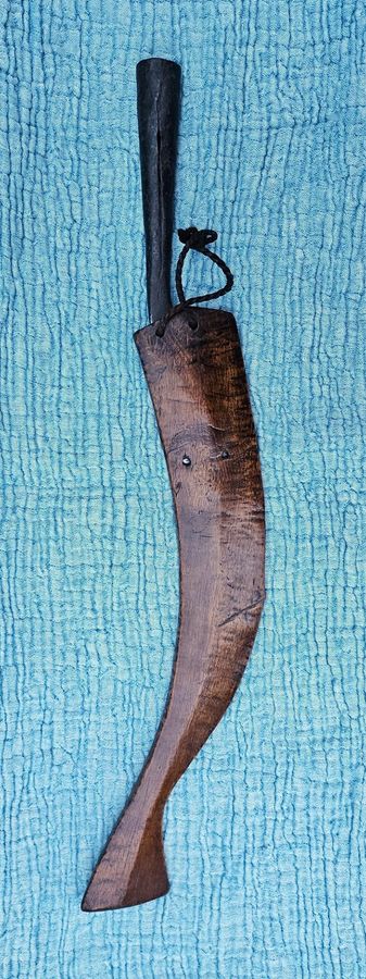 Antique Very rare antique ethnographic 19thc Taiwanese aboriginal Atayal lalaw head hunter knife - short sword Asian machete, Paiwan