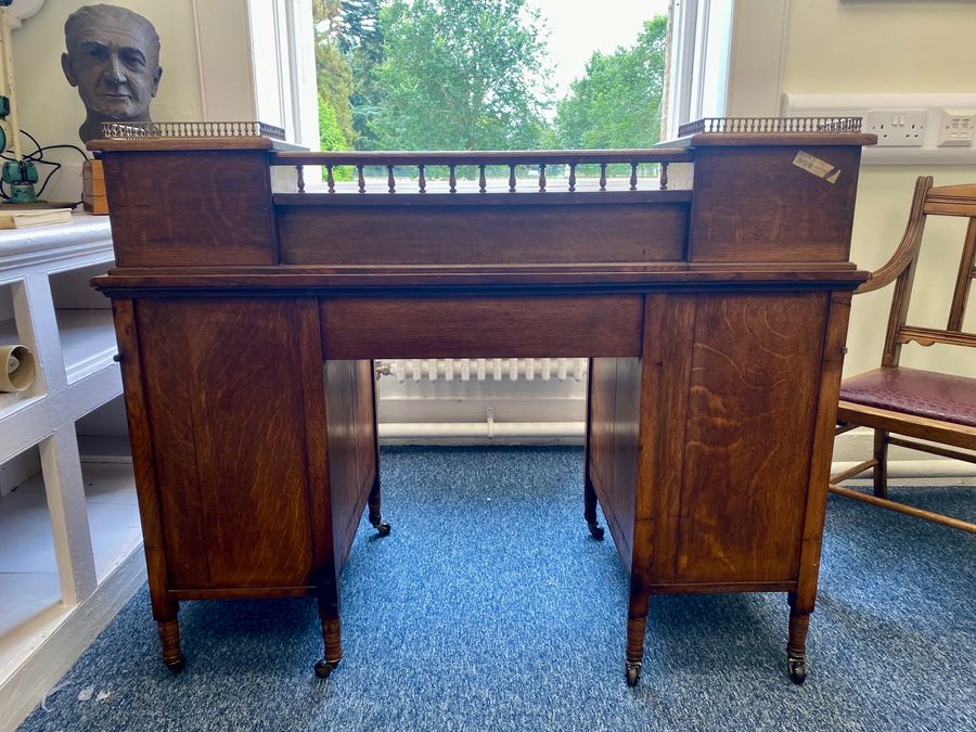 Antique Antique Desk By Maple & Co. Aesthetic Movement 1880c