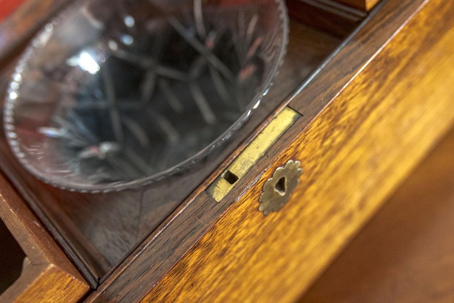 Antique George III antique mahogany tea caddy with cut glass mixing bowl