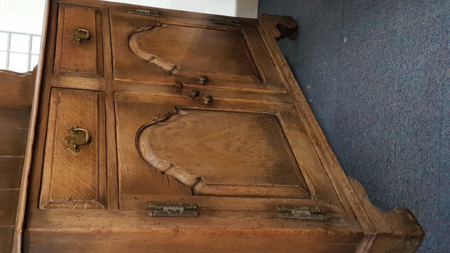 Antique Small Oak Dresser
