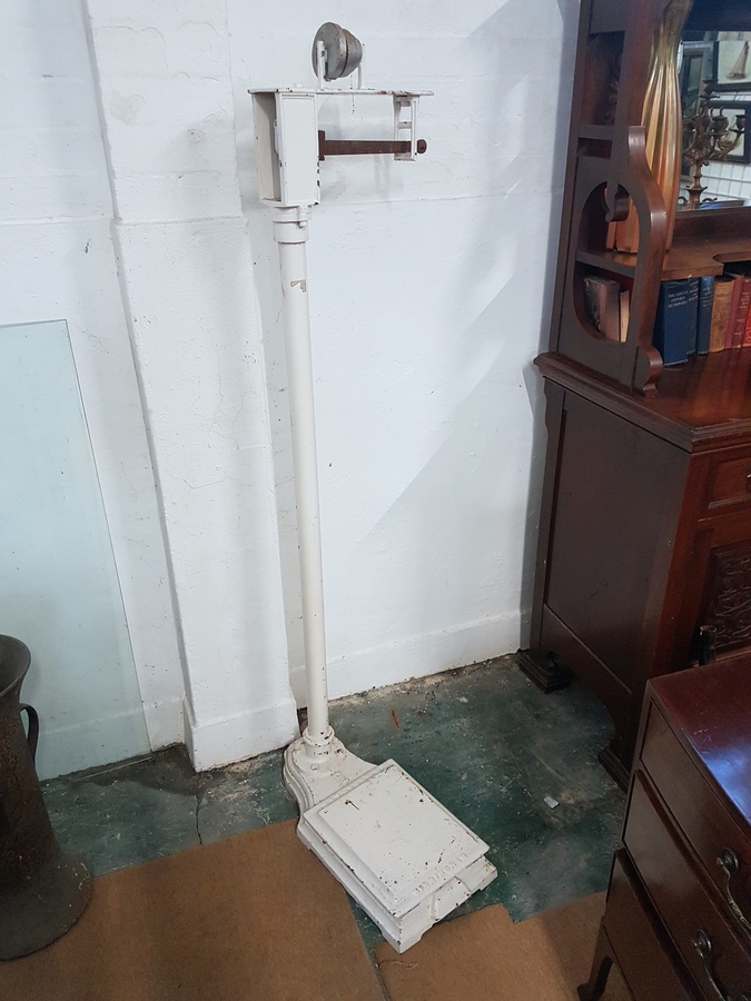 Antique 1920's Weighing Scales