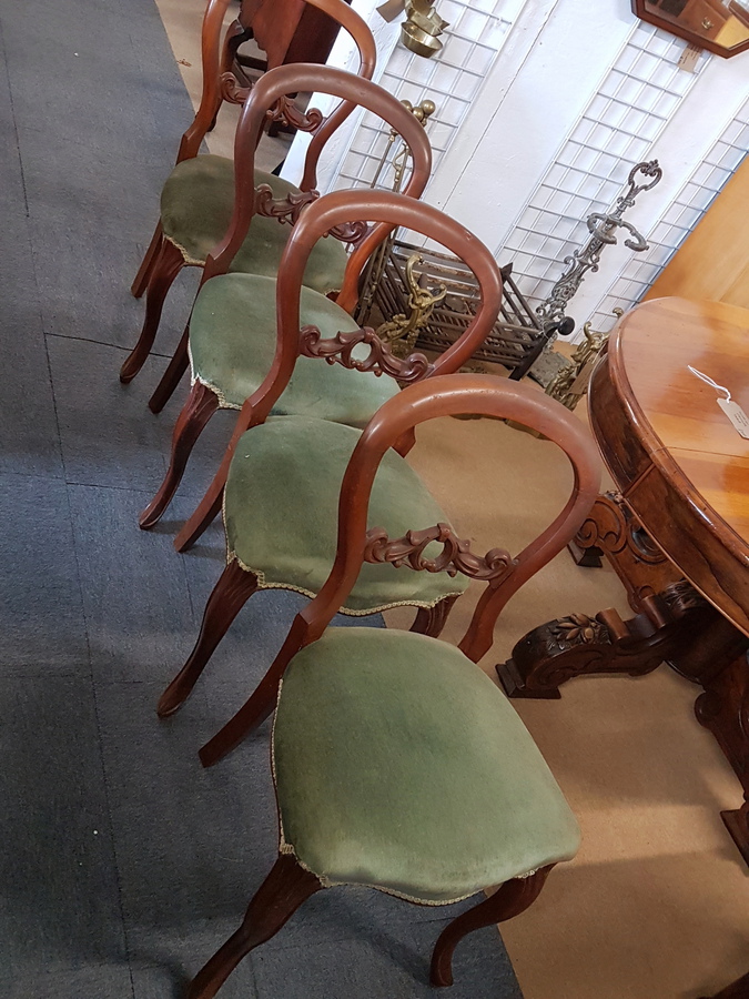 Antique 4 Antique Dining Chairs