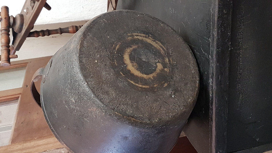 Antique Large Antique Saucepan