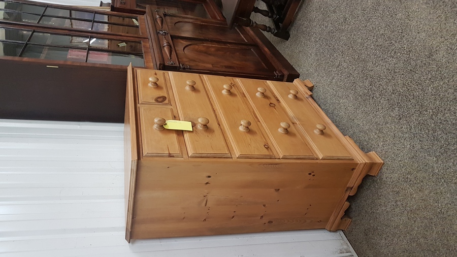 Antique Vintage Pine Chest of Drawers 