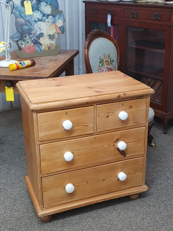 Antique Small Victorian Pine Chest of Drawers 