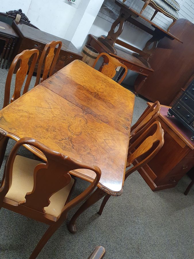 Antique Antique Style 1940's Walnut Dining Table & 6 Chairs 