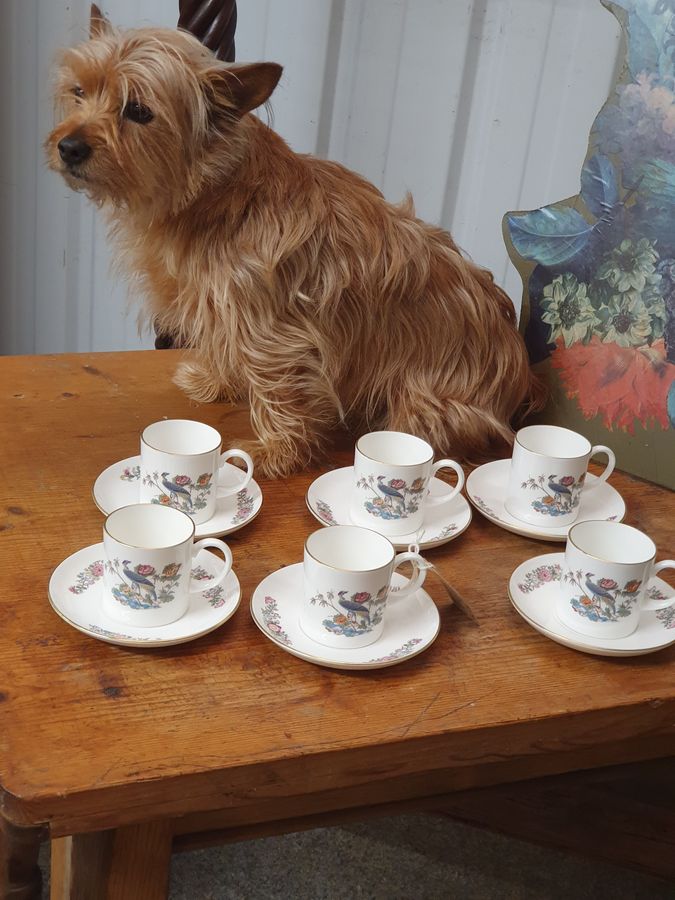 Antique Beautiful Set of 6 Coffee Cups