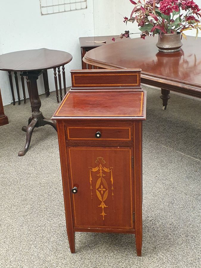 Good Antique Edwardian Bedside Cabinet Table