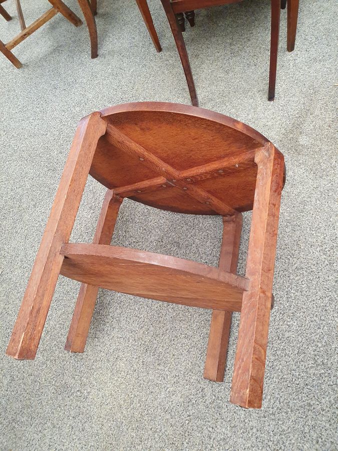 Antique Good Antique Oak 1930's Circular Art Deco Coffee Side Table 