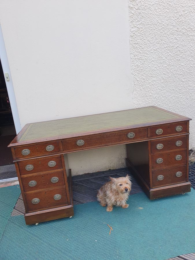 Antique Good Antique Victorian Oak Leather Top Writing Office Desk 