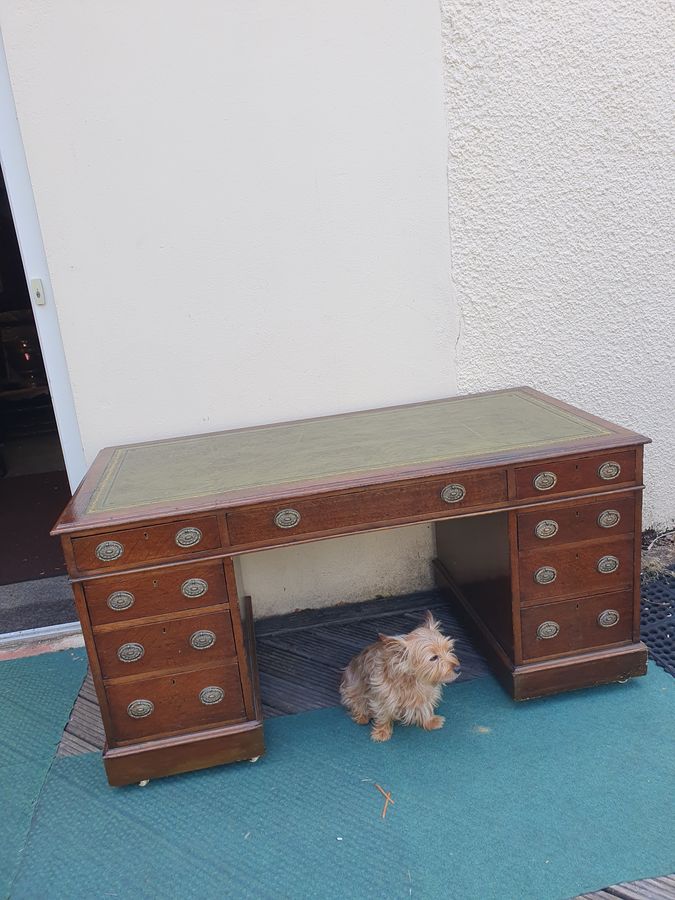 Antique Good Antique Victorian Oak Leather Top Writing Office Desk 