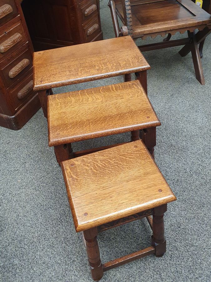 Antique Good 1930's Solid Oak Nest of Tables 