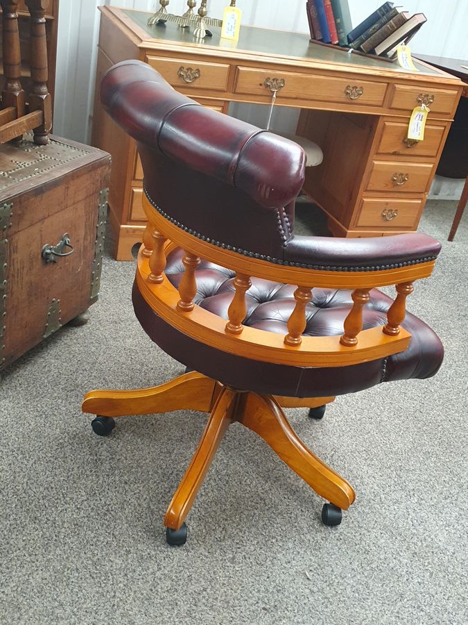 Antique Vintage Leather Revolving Chesterfield Office Captain Desk Chair Armchair 