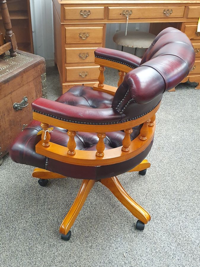 Antique Vintage Leather Revolving Chesterfield Office Captain Desk Chair Armchair 