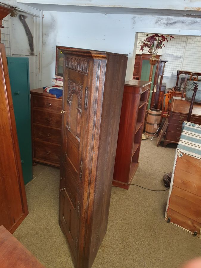 Antique Good 1920's Oak Corner Cupboard Cabinet 