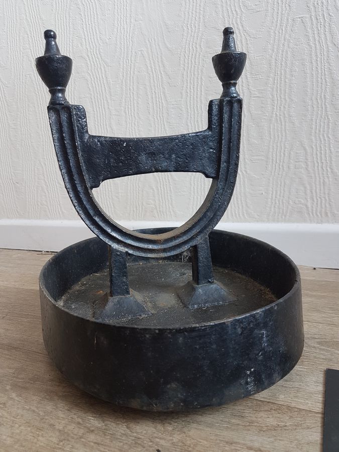 Good Antique Edwardian Cast Iron Boot Scrape