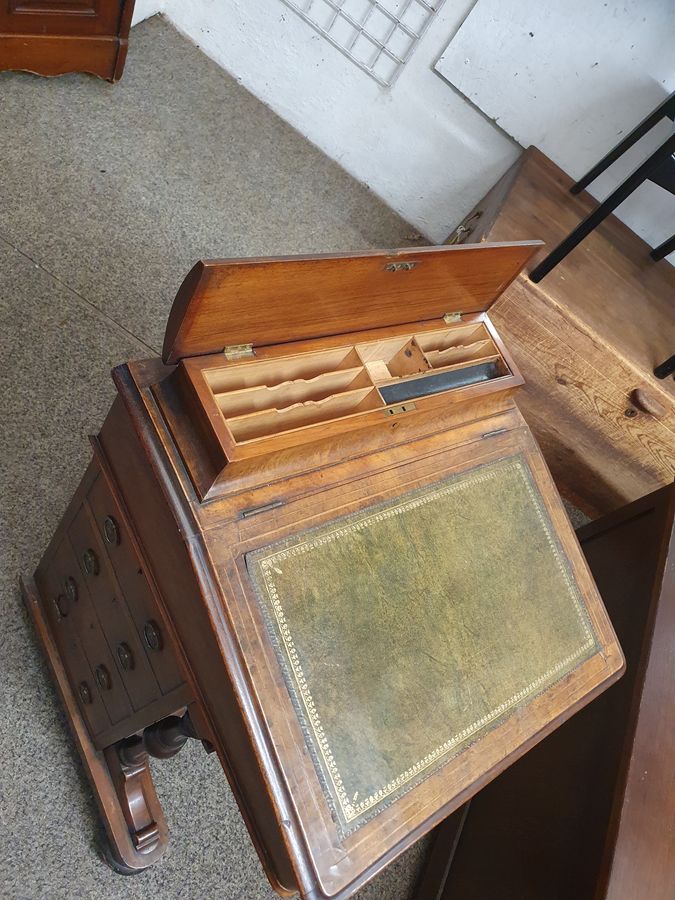 Antique Good Small Antique Inlaid Leather Top Davenport Writing Desk 