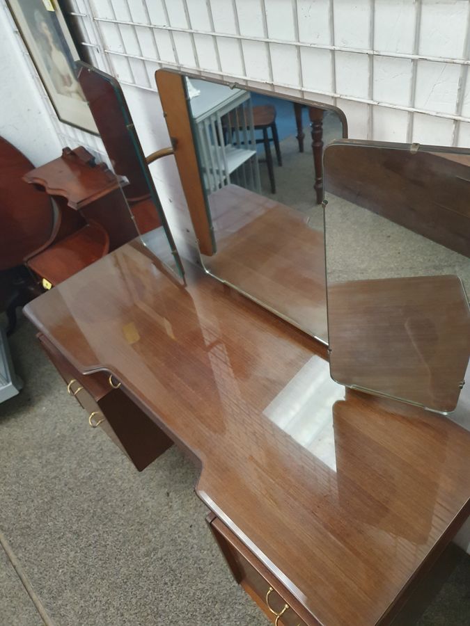 Antique Good Retro G-Plan Librenza Mid Century Triple Mirror Dressing Table