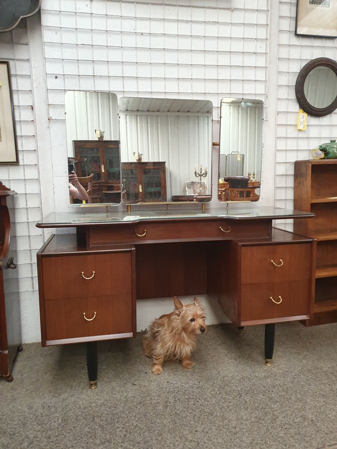 Antique Good Retro G-Plan Librenza Mid Century Triple Mirror Dressing Table