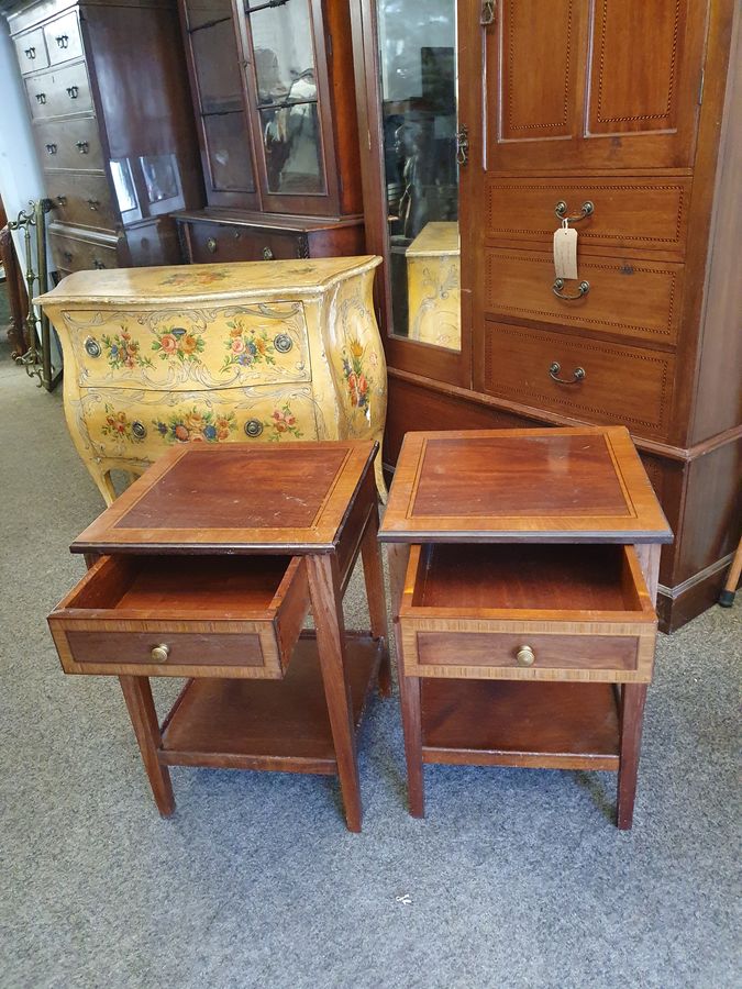 Antique Pair of Antique Style Lamp Bedside Side Tables 