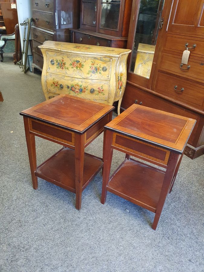 Antique Pair of Antique Style Lamp Bedside Side Tables 